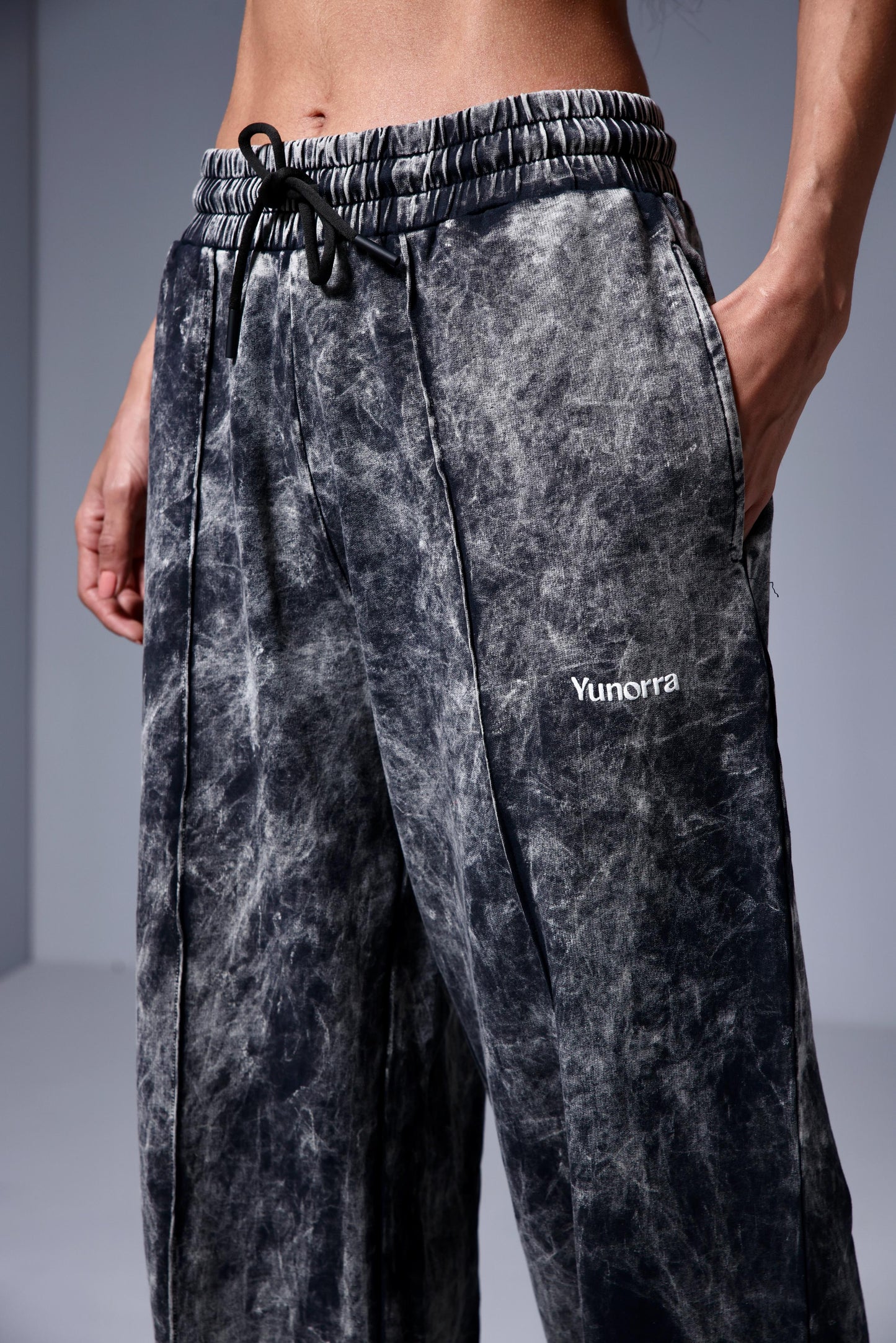 Women's Retro Flow Jogger - Faded Black