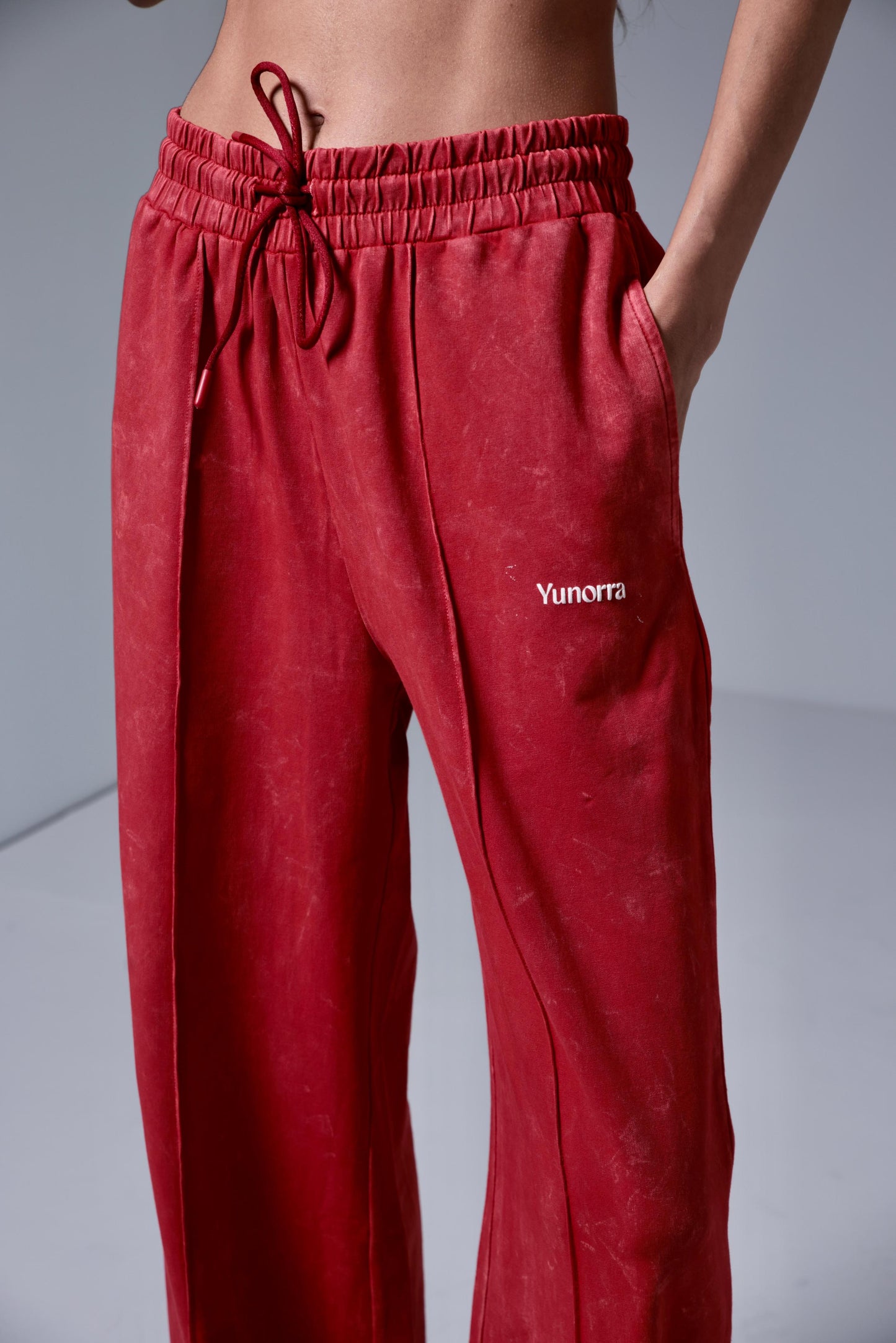 Women's Retro Flow Jogger - Faded Red